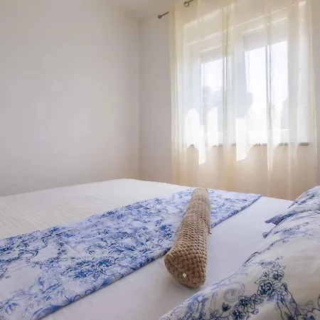 Apartment In 39062 Crikvenica